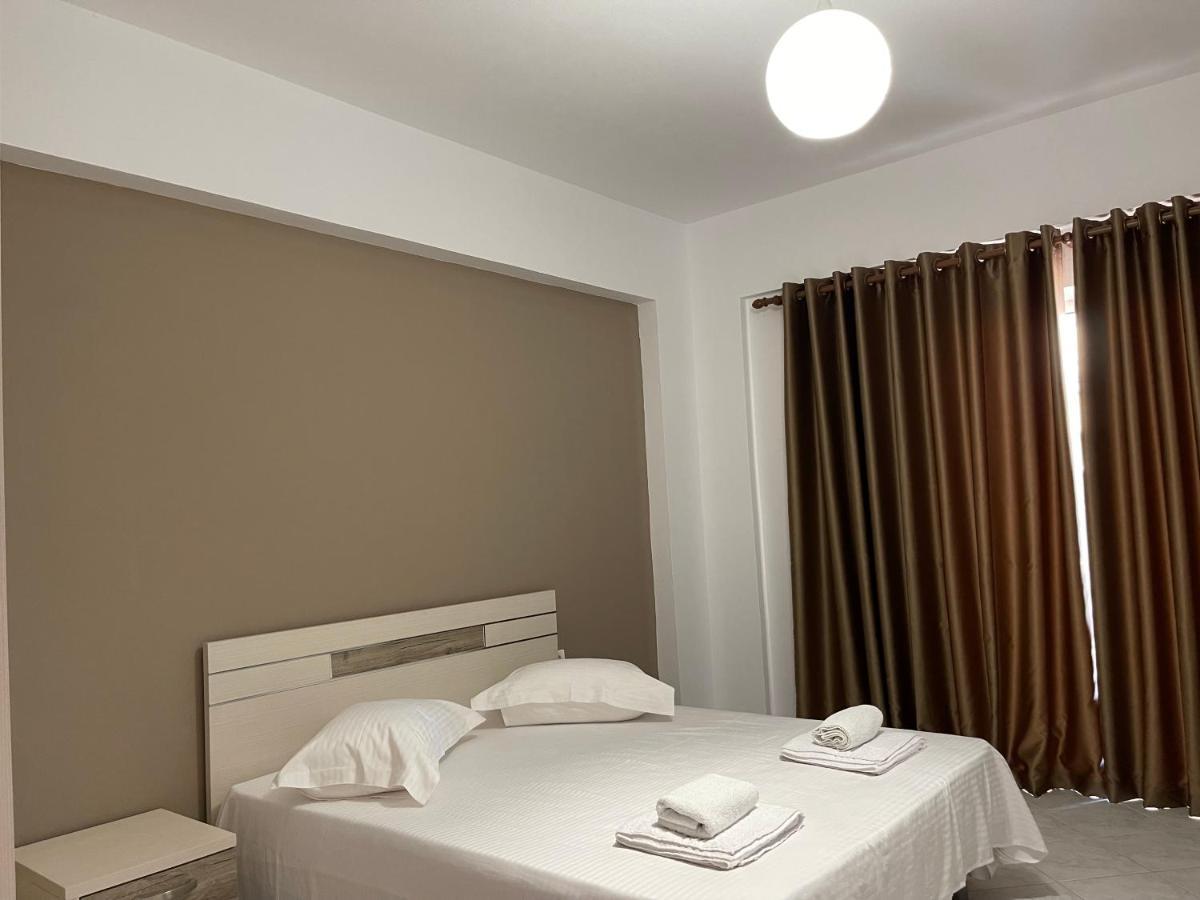 Saranda Inn Rooms & Apartments Екстериор снимка